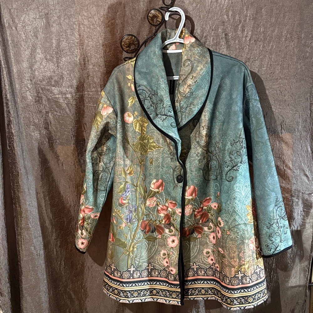 Floral Women's Cape Jacket in Blue and Gold